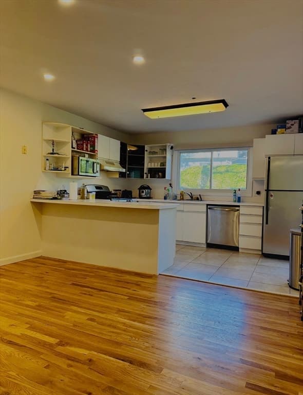 Condominium at 107 Arrowhead Circle # 107, Ashland MA 01721, photo 2 of 19