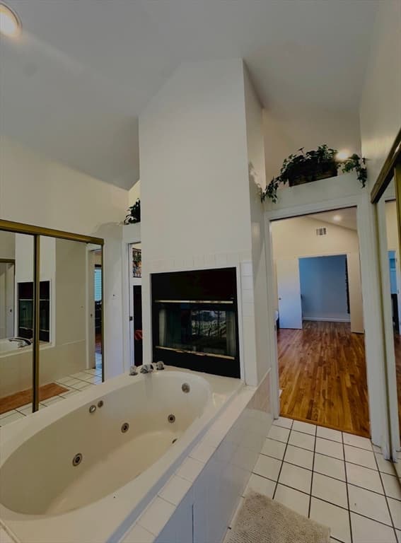 Condominium at 107 Arrowhead Circle # 107, Ashland MA 01721, photo 6 of 19