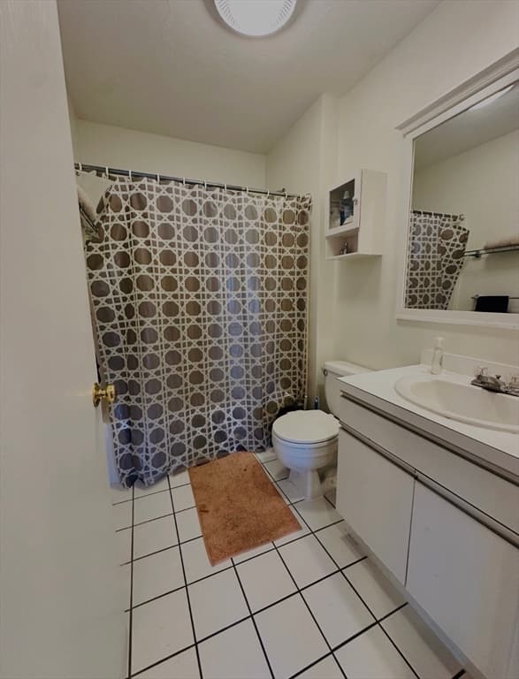 Condominium at 107 Arrowhead Circle # 107, Ashland MA 01721, photo 5 of 19