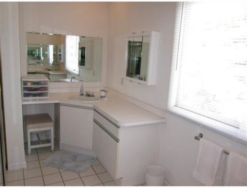 Condominium at 107 Arrowhead Circle # 107, Ashland MA 01721, photo 9 of 19