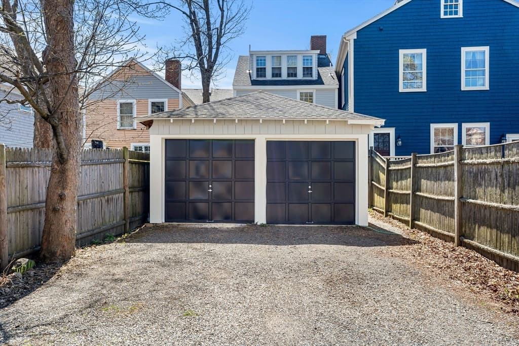 3 Family - 3 Units Up/Down at 31 Mugford St, Marblehead MA 01945, photo 28 of 28