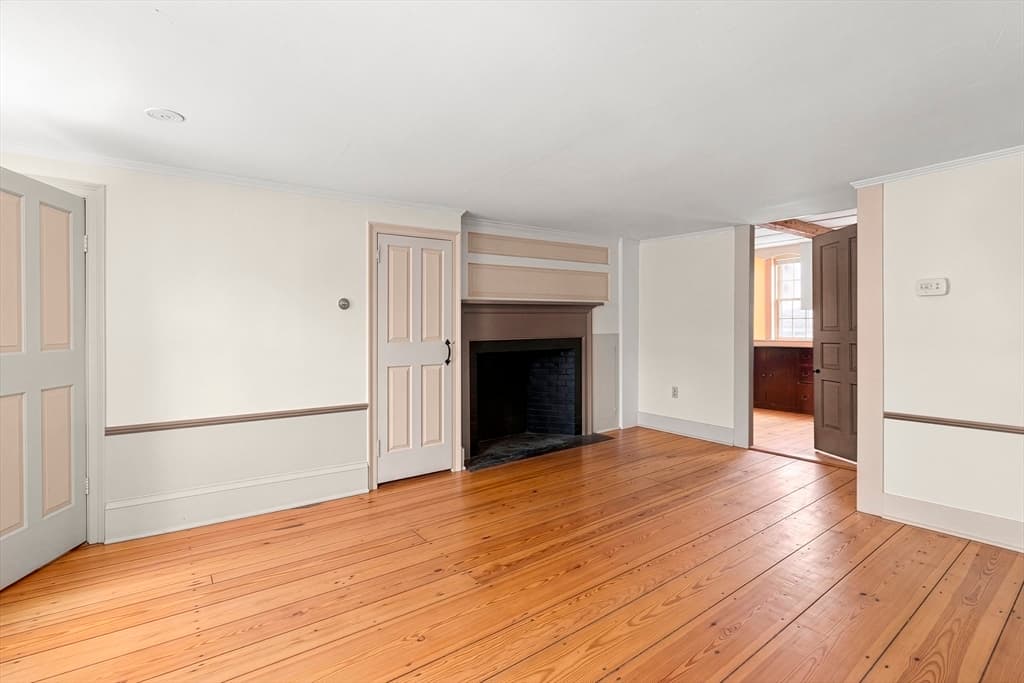 3 Family - 3 Units Up/Down at 31 Mugford St, Marblehead MA 01945, photo 20 of 28