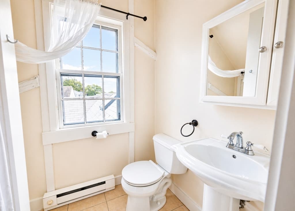 3 Family - 3 Units Up/Down at 31 Mugford St, Marblehead MA 01945, photo 25 of 28