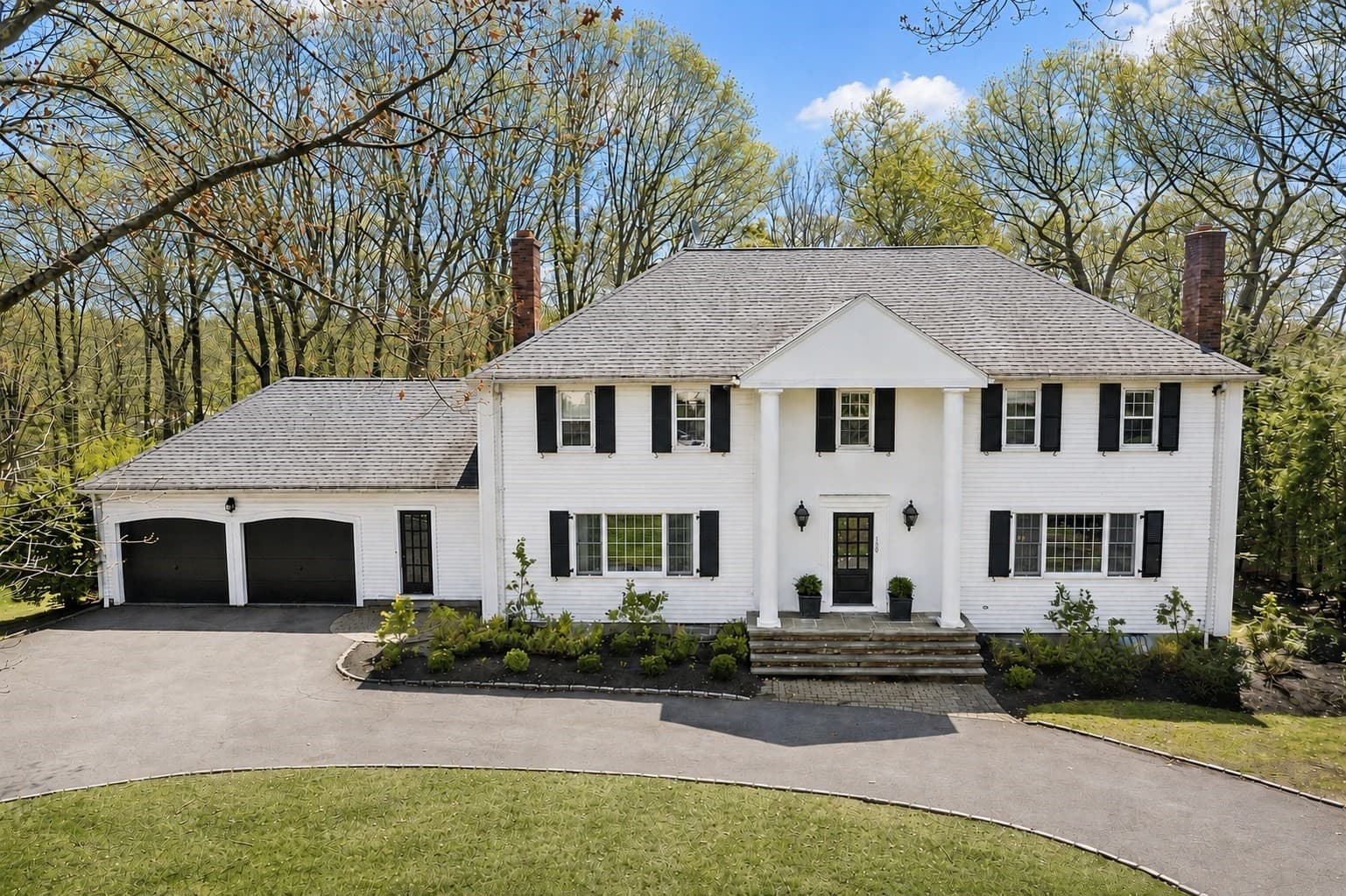 Single Family Residence at 100 Albion Rd, Wellesley MA 02481, photo 2 of 39