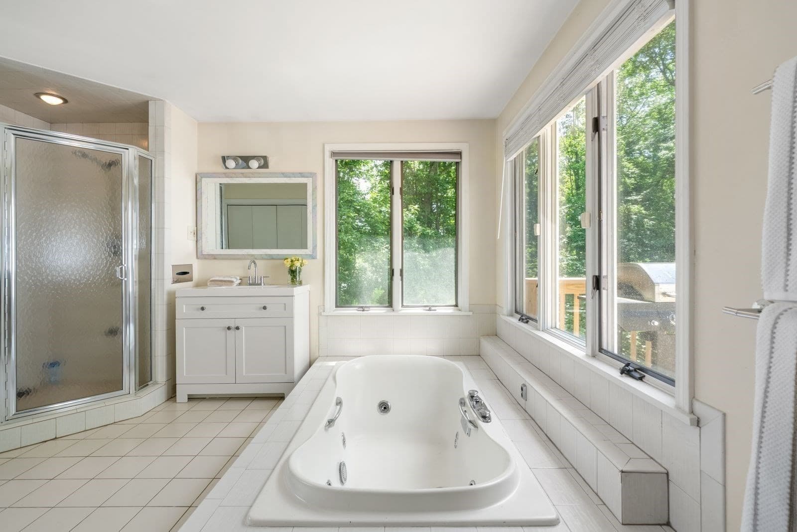 Single Family Residence at 100 Albion Rd, Wellesley MA 02481, photo 19 of 39