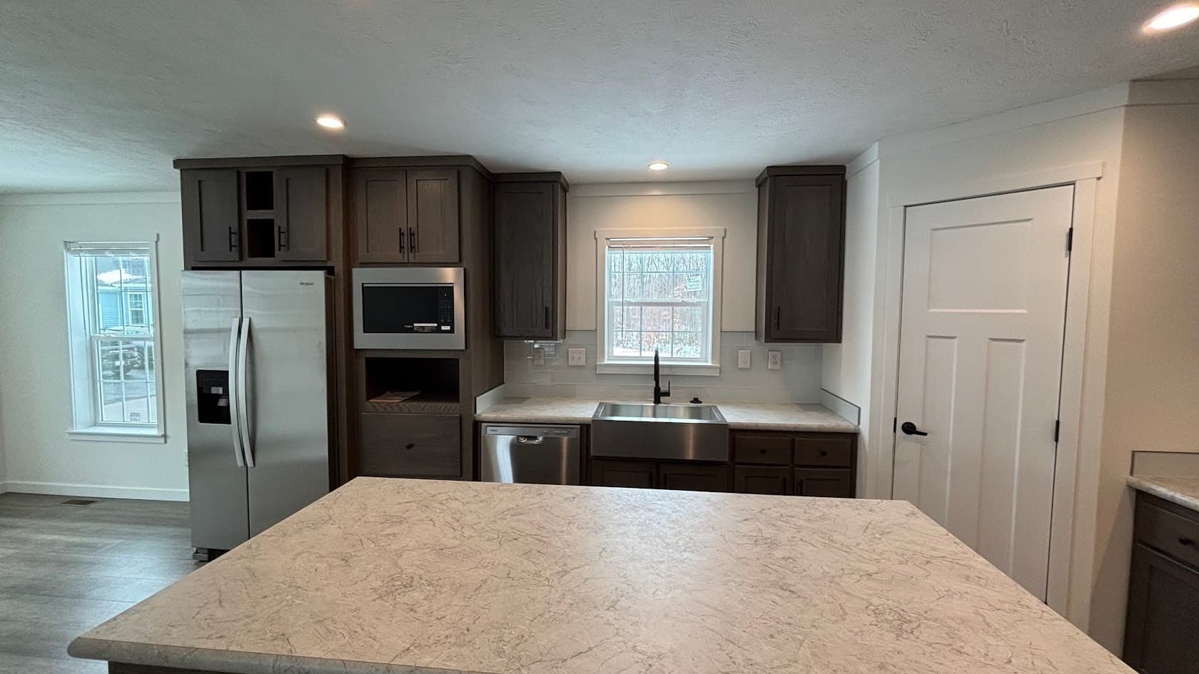 Single Family Residence at 21 Pinrock Drive, Sturbridge MA 01566, photo 6 of 19