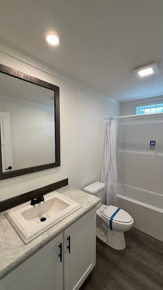 Single Family Residence at 21 Pinrock Drive, Sturbridge MA 01566, photo 12 of 19