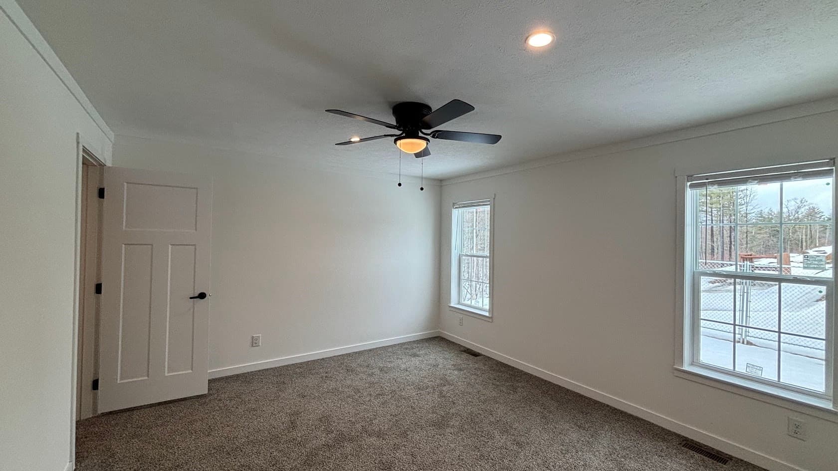Single Family Residence at 21 Pinrock Drive, Sturbridge MA 01566, photo 14 of 19