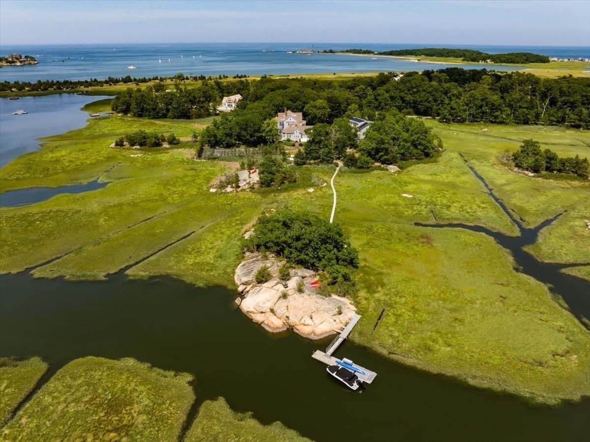 Single Family Residence at 1-R Baileys Island Rd, Scituate MA 02066, photo 4 of 41