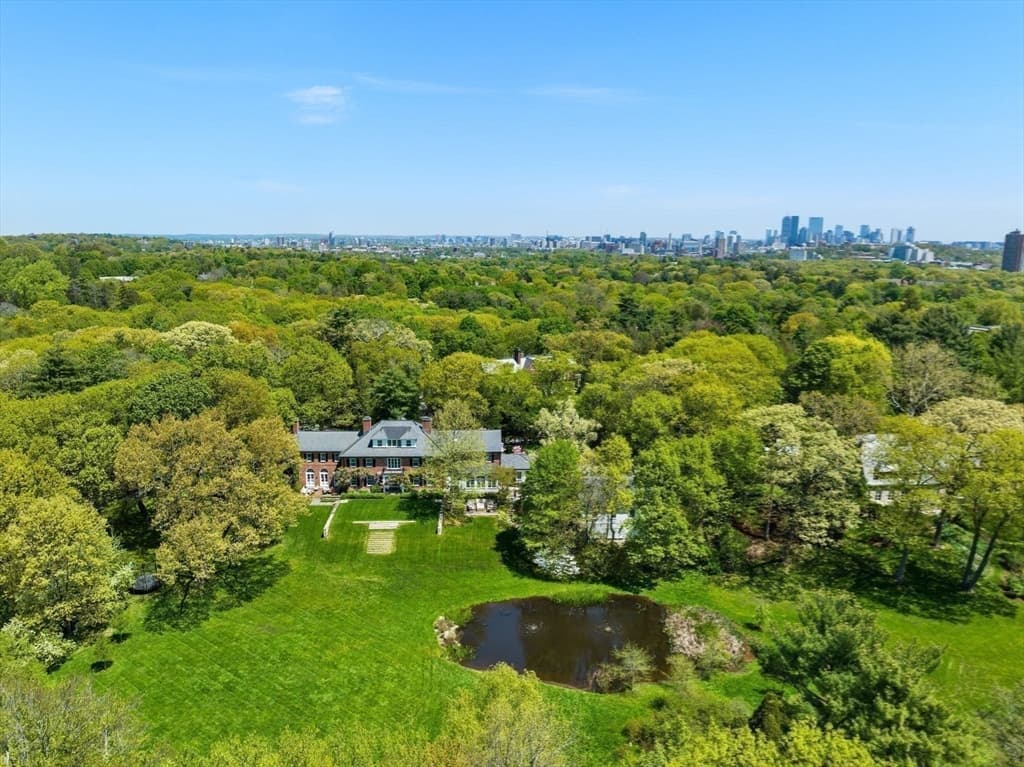 280 Warren St, Brookline MA 02445 photo 36