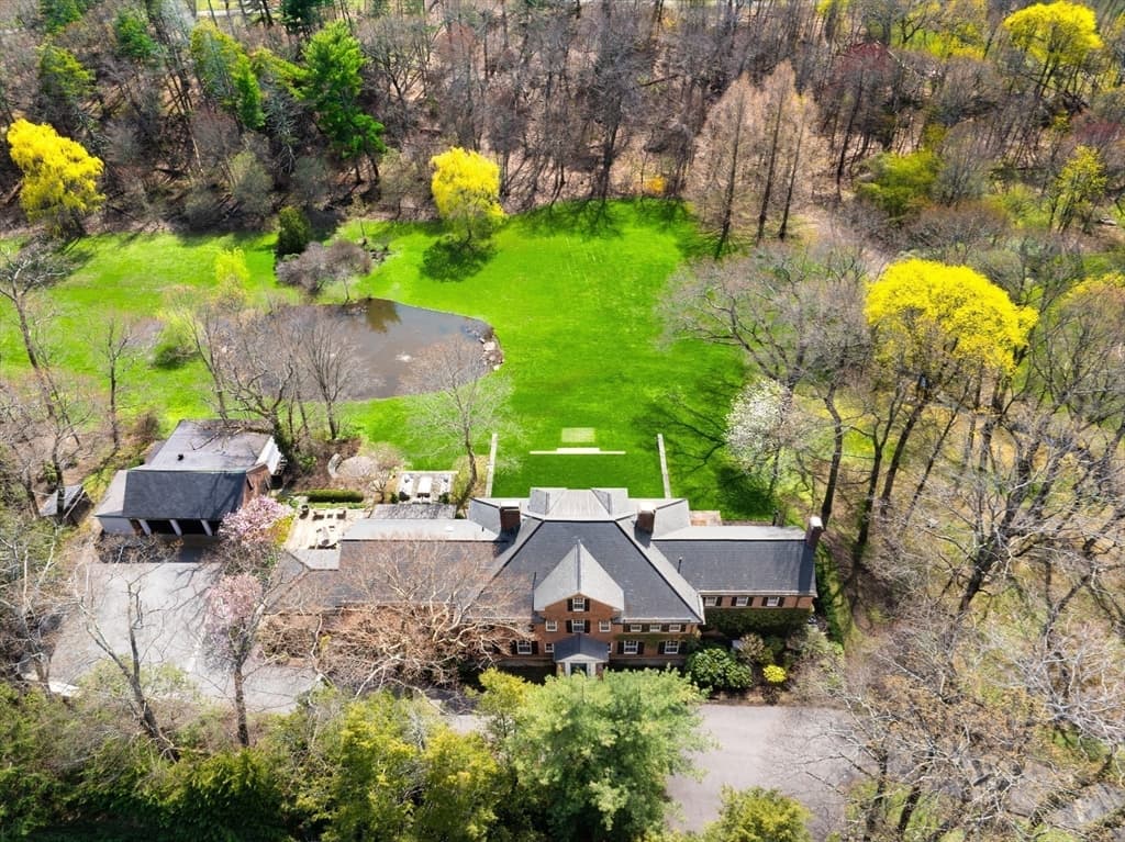 280 Warren St, Brookline MA 02445 photo 34