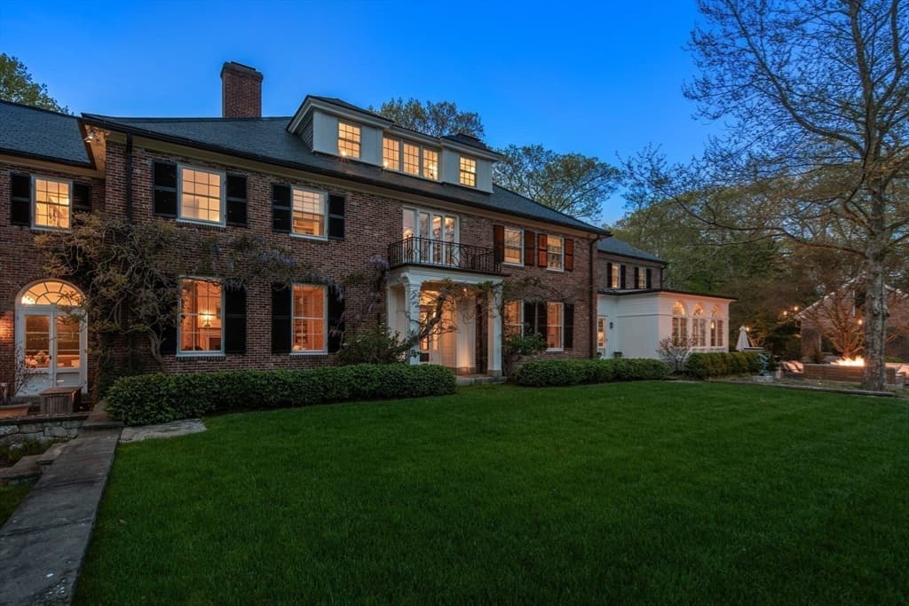 280 Warren St, Brookline MA 02445 photo 37