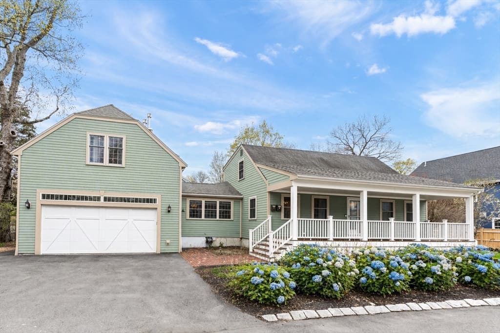 16 & 16A Glenwood Ave, Winchester MA 01890