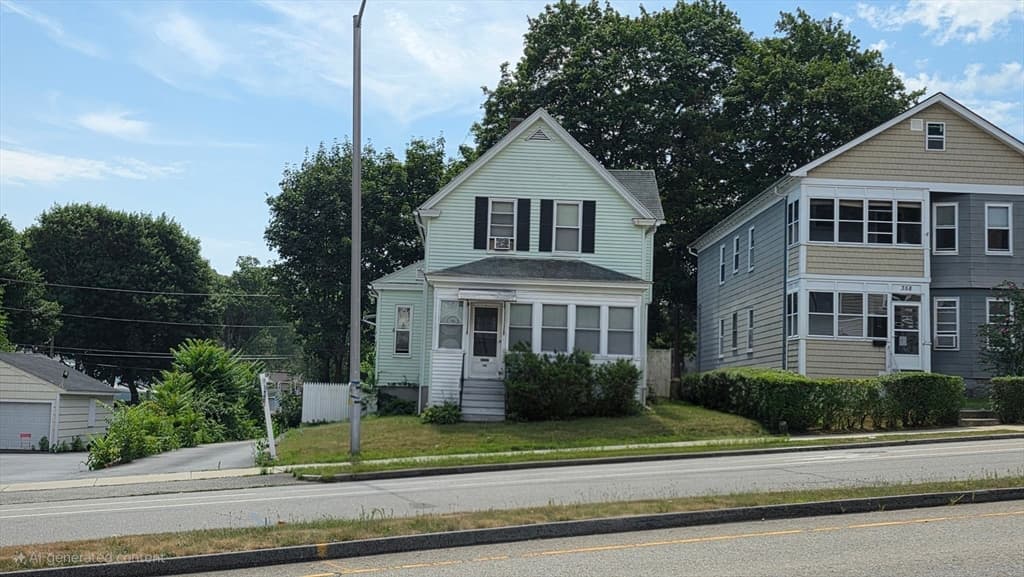 Single Family Residence at 360 Hamilton St, Worcester MA 01604, photo 2 of 35