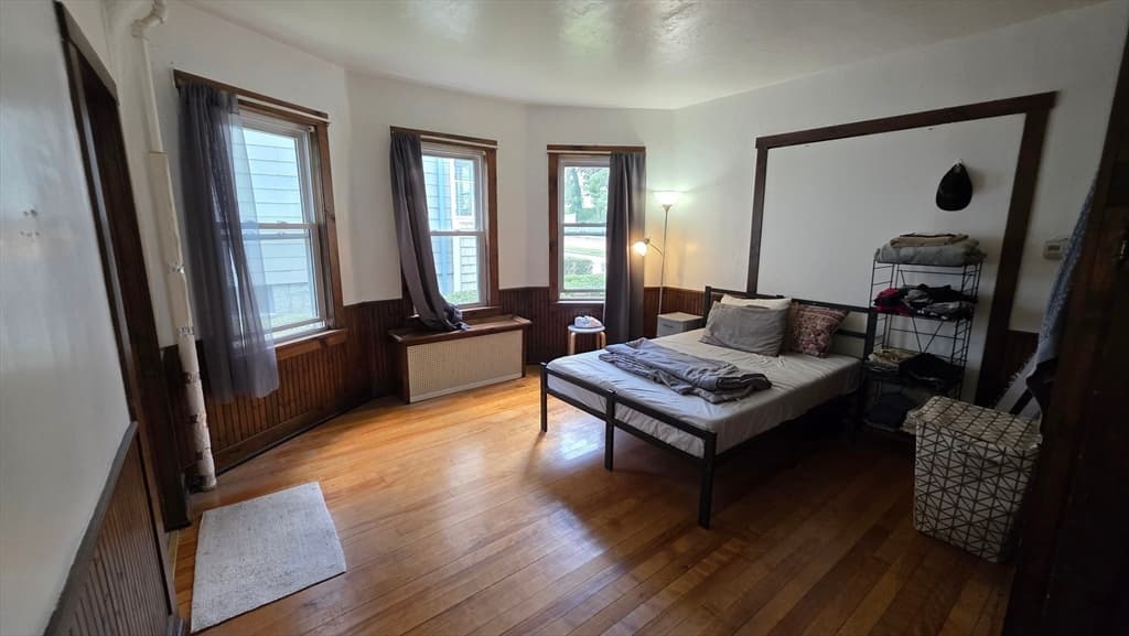 Single Family Residence at 360 Hamilton St, Worcester MA 01604, photo 16 of 35