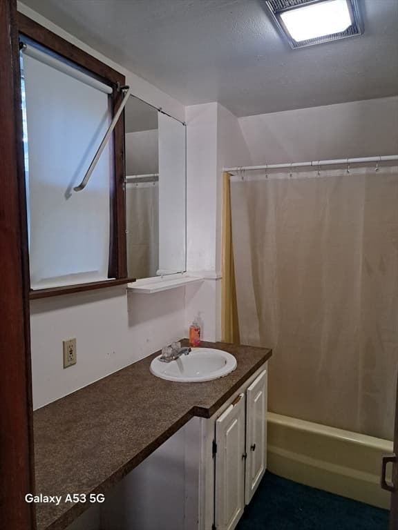 Single Family Residence at 360 Hamilton St, Worcester MA 01604, photo 24 of 35