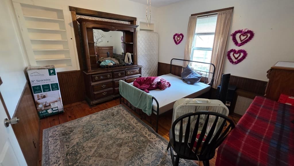 Single Family Residence at 360 Hamilton St, Worcester MA 01604, photo 18 of 35