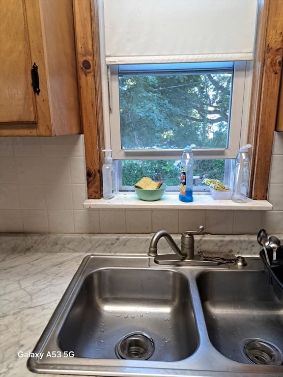 Single Family Residence at 360 Hamilton St, Worcester MA 01604, photo 31 of 35