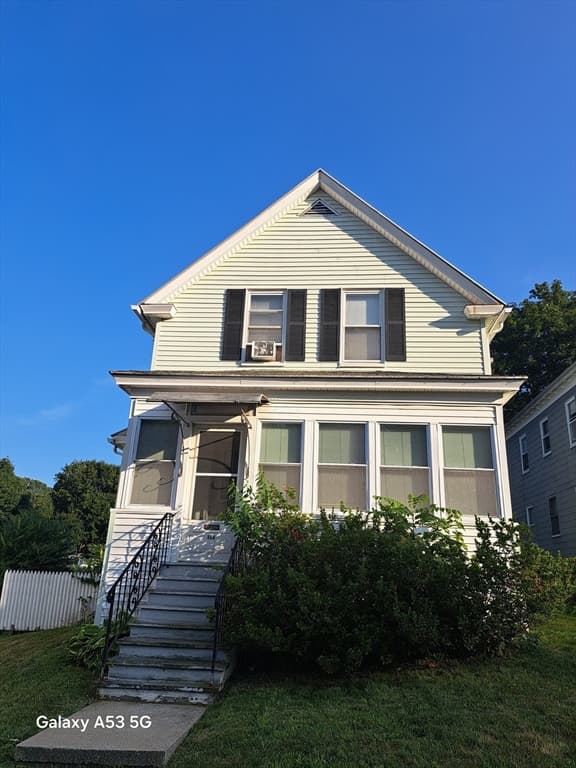 Single Family Residence at 360 Hamilton St, Worcester MA 01604, photo 21 of 35
