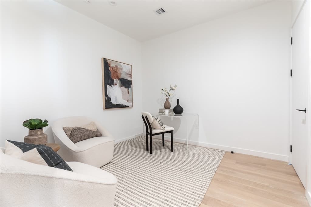 Condominium at 1395 Washington Street # 505, Boston MA 02118, photo 6 of 23