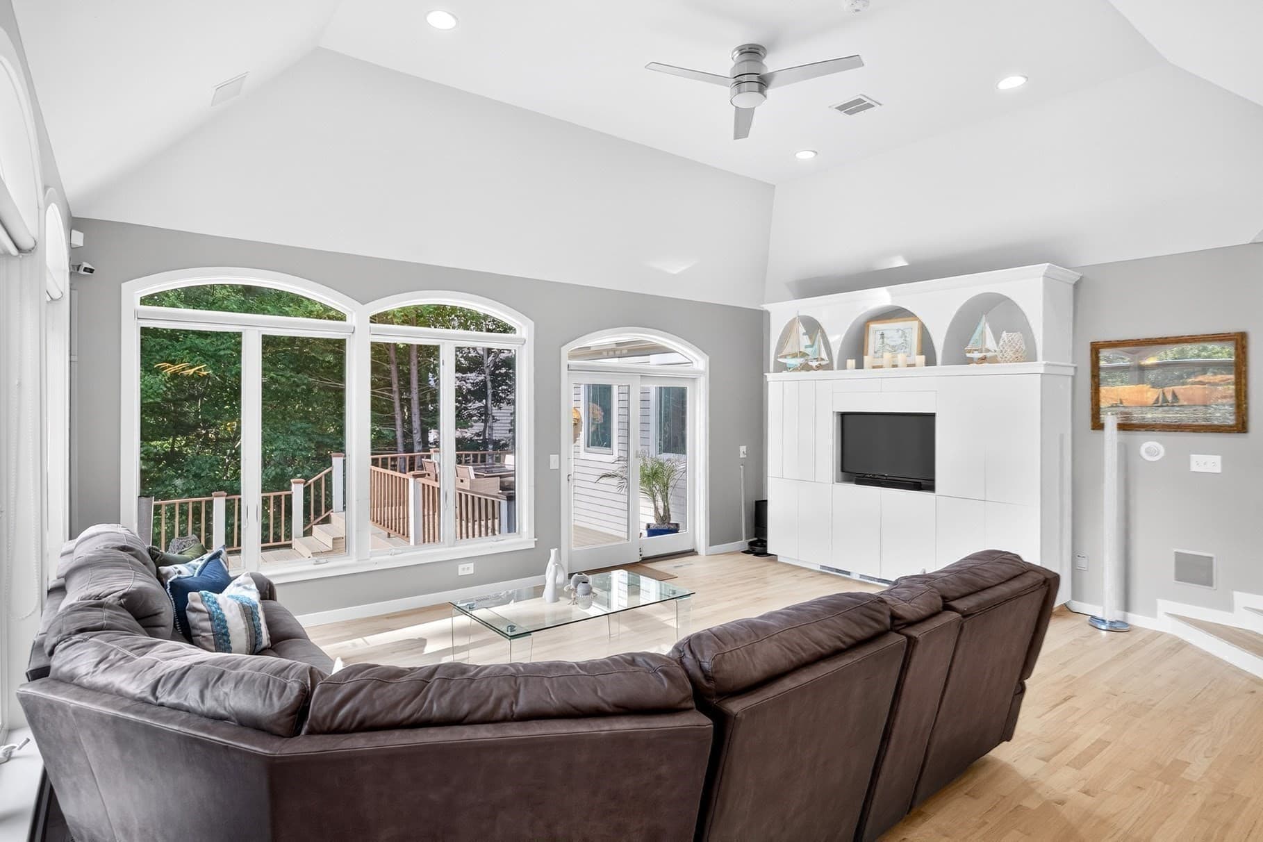 Single Family Residence at 3 Glenwood Ln, Sandwich MA 02563, photo 7 of 42
