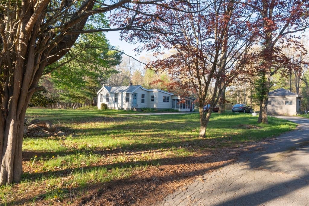 174 North Street, Mattapoisett MA 02739 photo 4