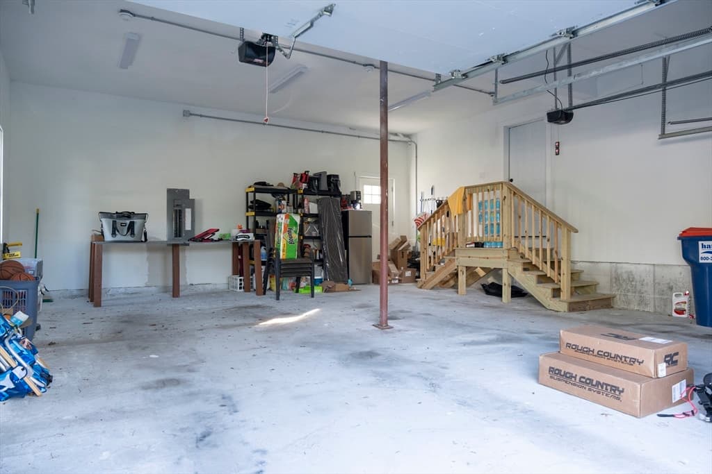 Condominium at 294 Huttleston # 1, Fairhaven MA 02719, photo 15 of 17