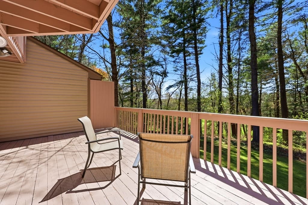 Condominium at 929 Shaker Road # 17, Westfield MA 01085, photo 4 of 32