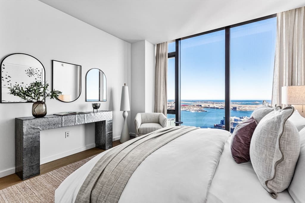 Condominium at 682 Atlantic Ave # 40L, Boston MA 02111, photo 12 of 38