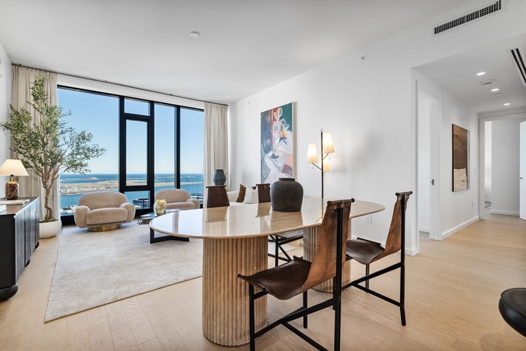 Condominium at 682 Atlantic Ave # 40L, Boston MA 02111, photo 3 of 38