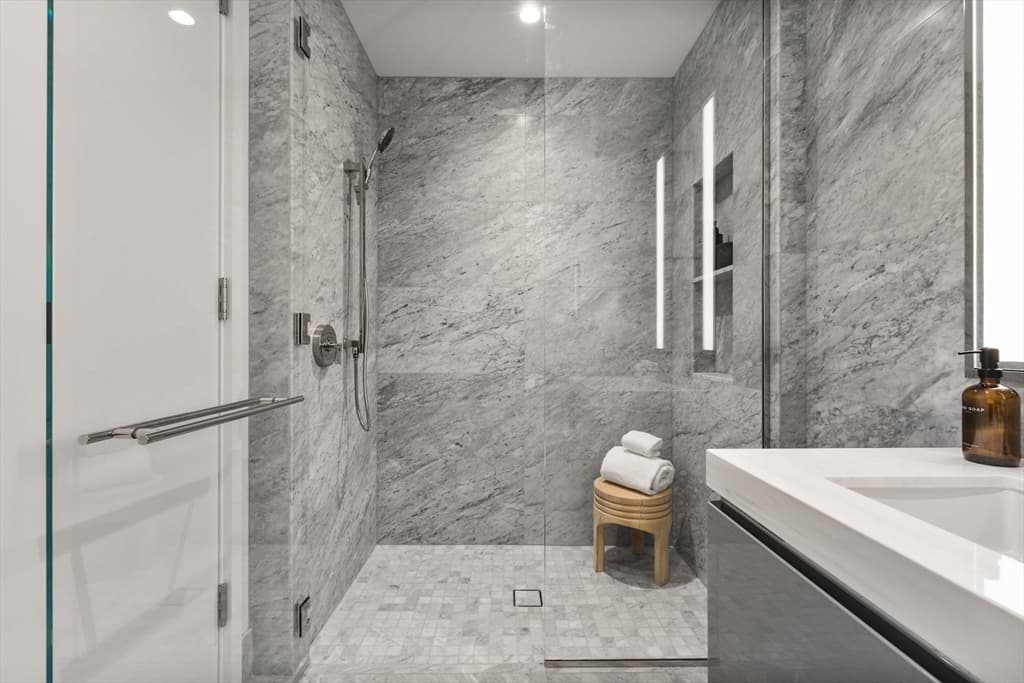 Condominium at 682 Atlantic Ave # 40L, Boston MA 02111, photo 14 of 38