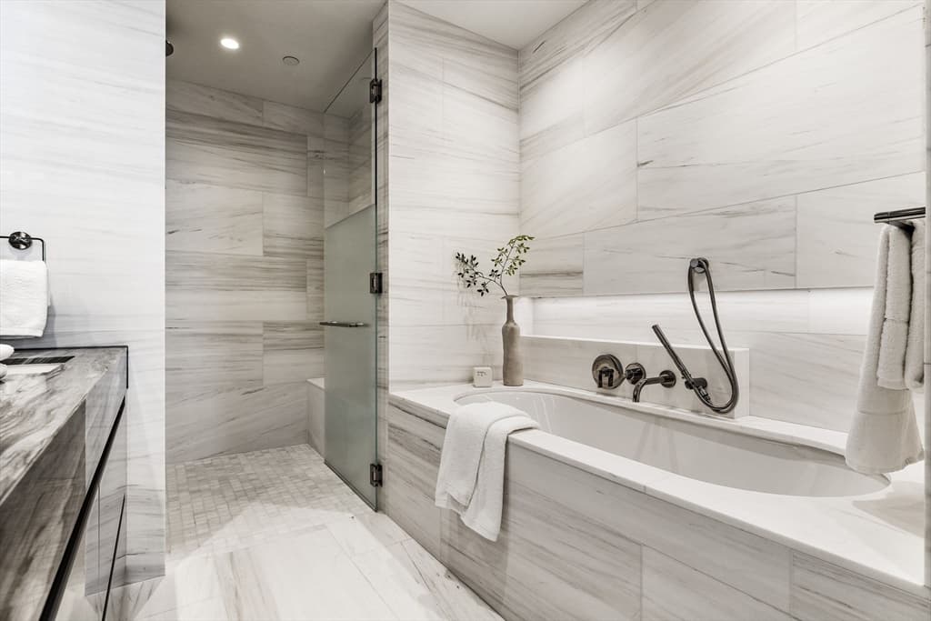 Condominium at 682 Atlantic Ave # 40L, Boston MA 02111, photo 25 of 38