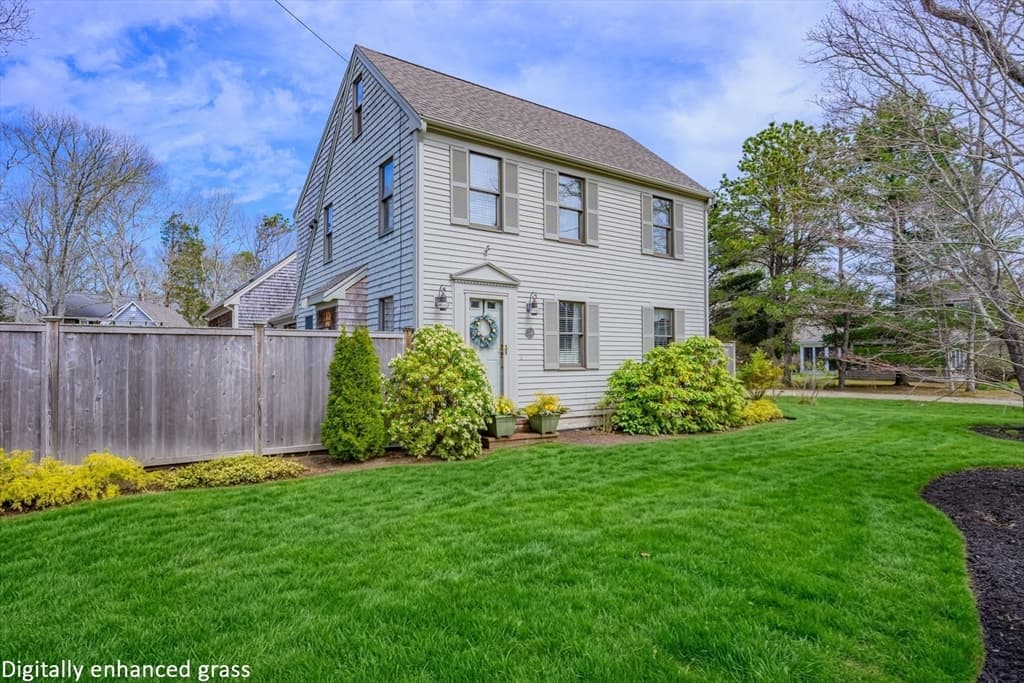 Single Family Residence at 134 School St, Barnstable MA 02635, photo 3 of 37