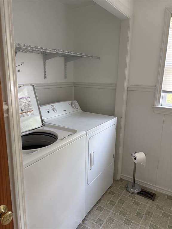 112 Marlboro Rd, Southborough MA 01772 photo 10