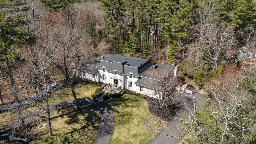 286 Mayflower Cir, Hanover MA 02339 photo 42