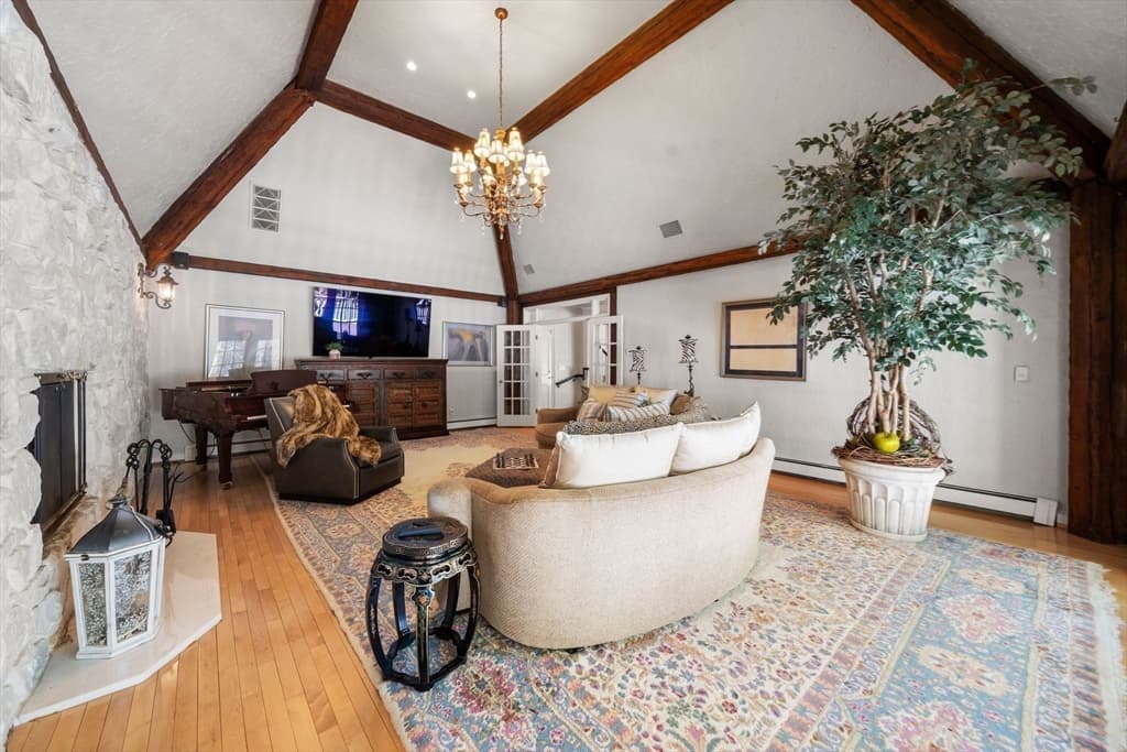 286 Mayflower Cir, Hanover MA 02339 photo 24