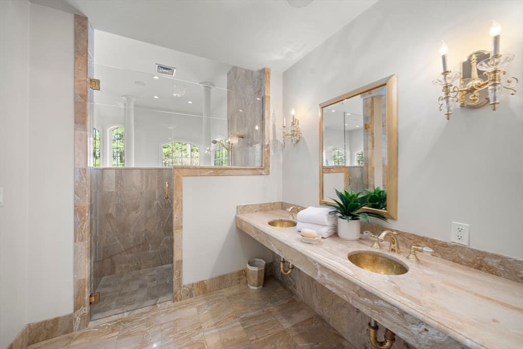 286 Mayflower Cir, Hanover MA 02339 photo 19
