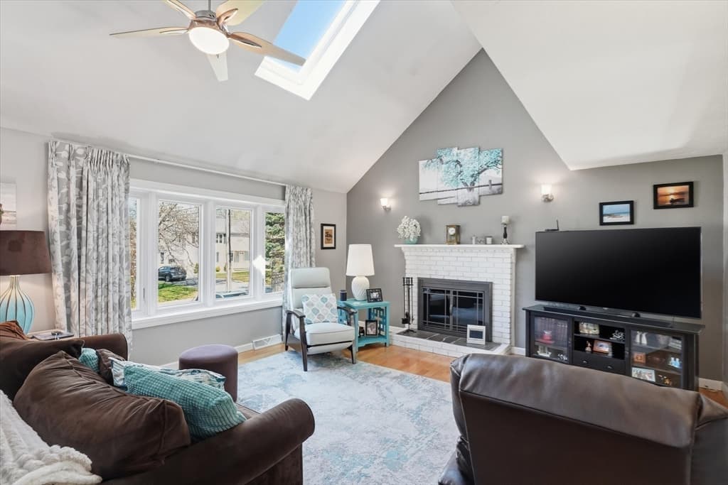 229 Comfort St # 229, Bridgewater MA 02324 photo 4