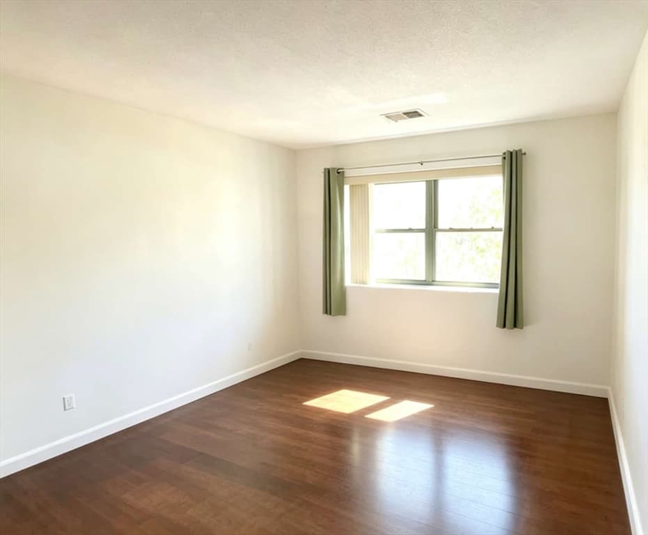 12 Mount Vernon St # 25, Melrose MA 02176 photo 12
