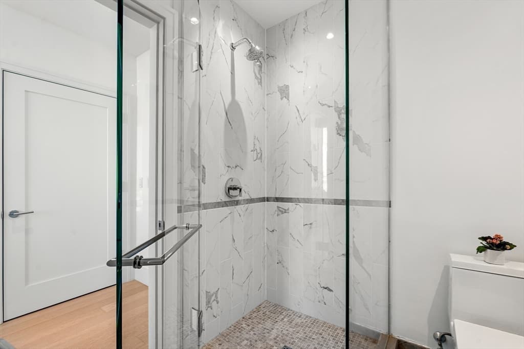 Condominium at 380 Harrison Avenue # G, Boston MA 02118, photo 24 of 40