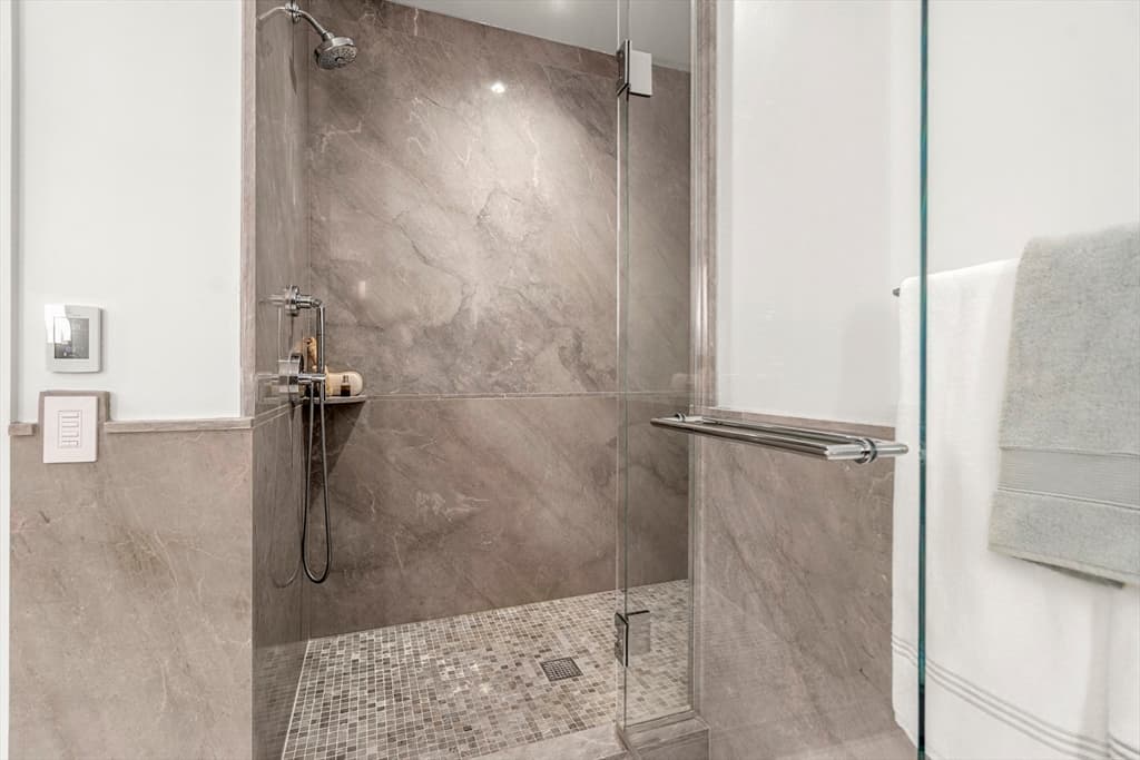 Condominium at 380 Harrison Avenue # G, Boston MA 02118, photo 18 of 40