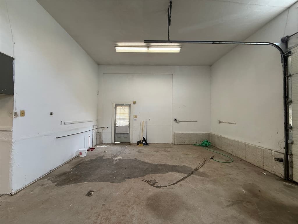 Commercial Sale at 44 Ellsworth Street, Worcester MA 01610, Worcester, photo 10 of 23