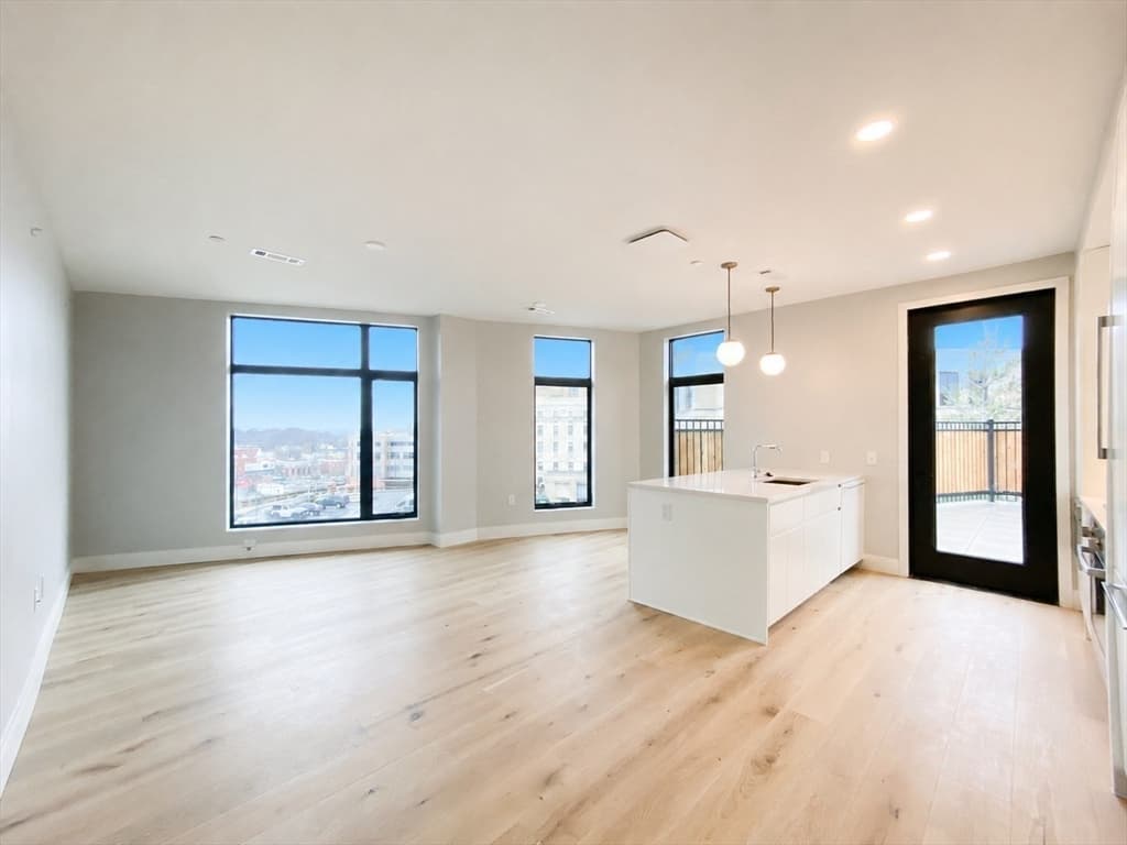 191 Washington St # 301, Boston MA 02135 photo 2