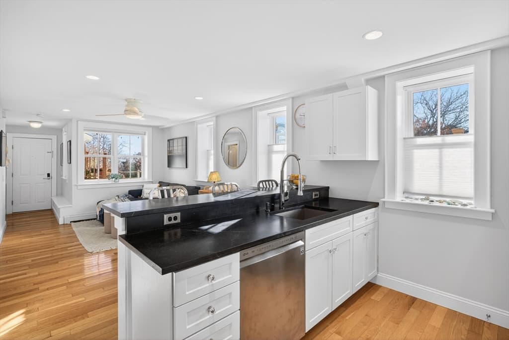 23 Bradford Street Unit 1, Provincetown MA 02657 photo 12