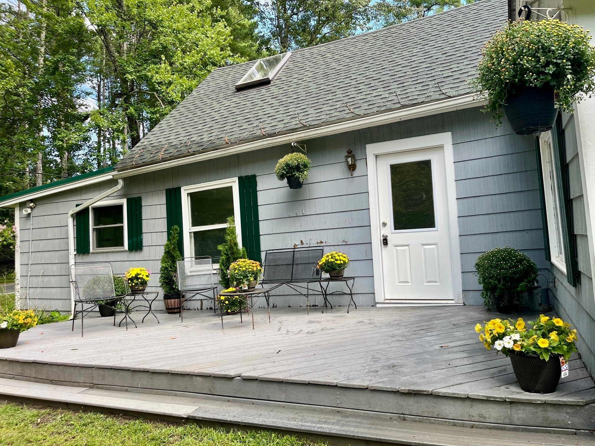 Single Family Residence at 133 Lakeview Rd, Shutesbury MA 01072, photo 2 of 22