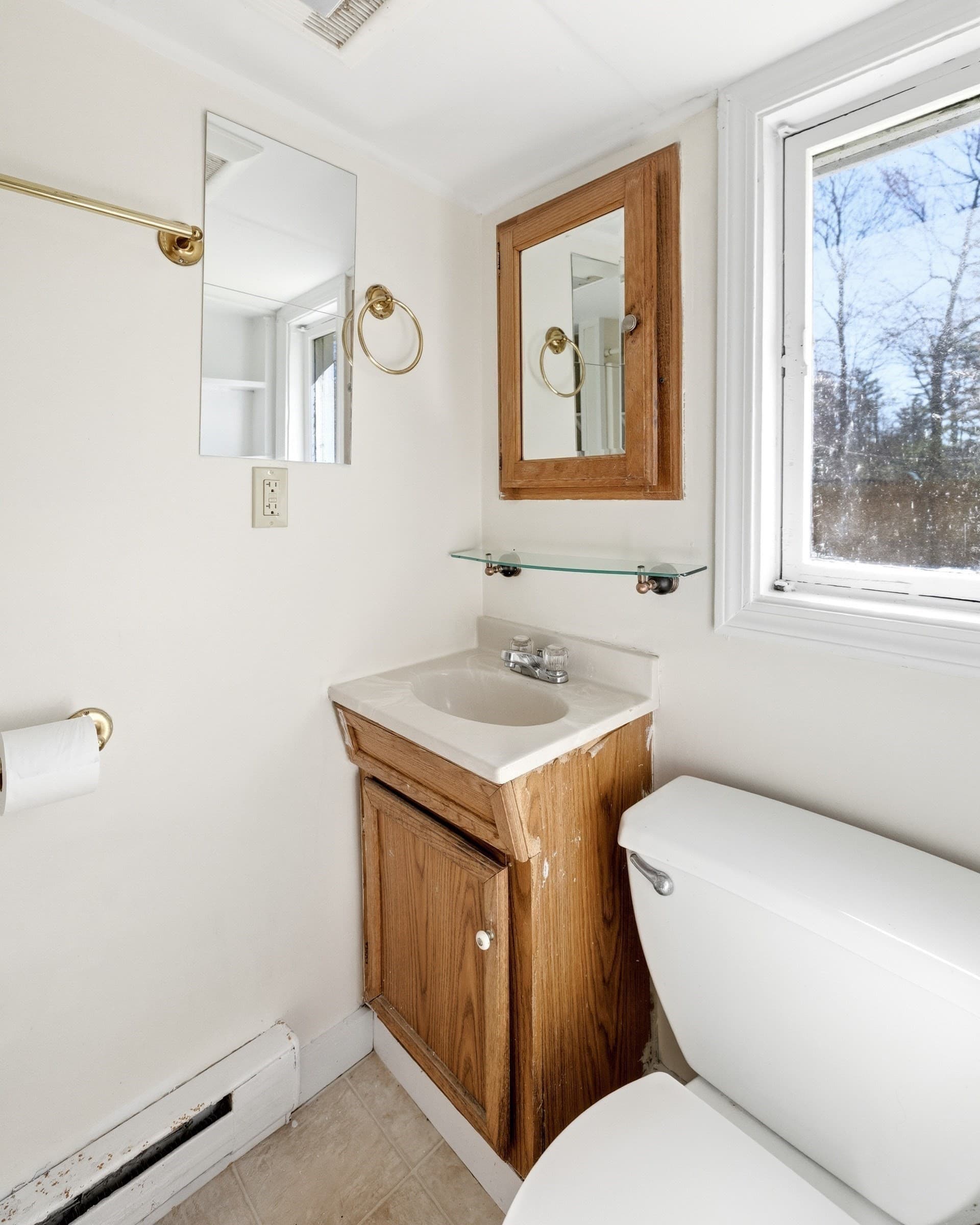 Single Family Residence at 133 Lakeview Rd, Shutesbury MA 01072, photo 10 of 22