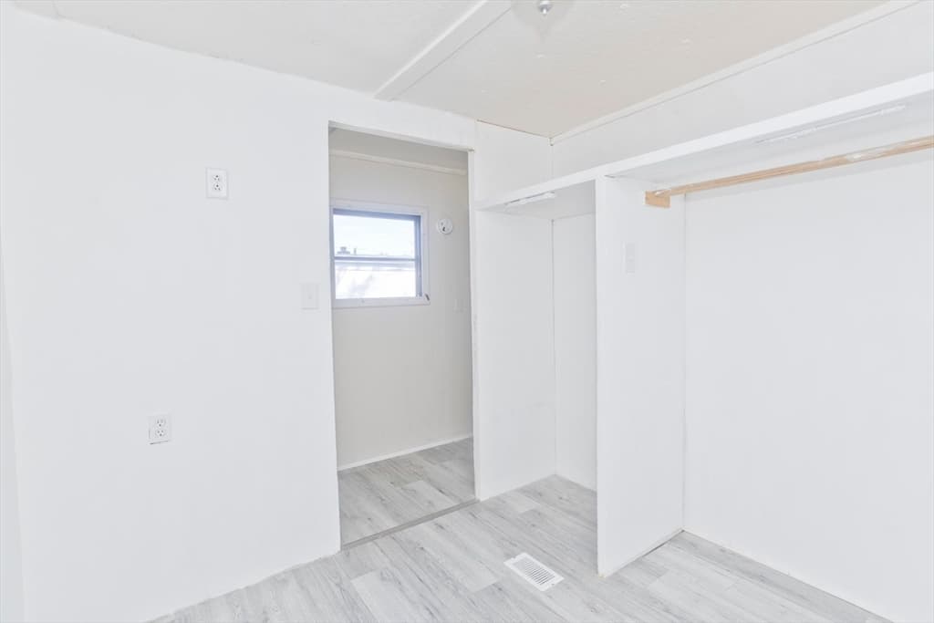 38 Klondike Ave, Westfield MA 01085 photo 12