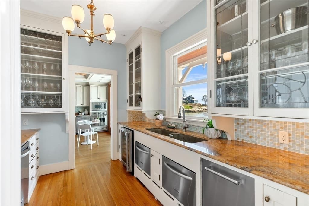 251 Puritan Road, Swampscott MA 01907 photo 11