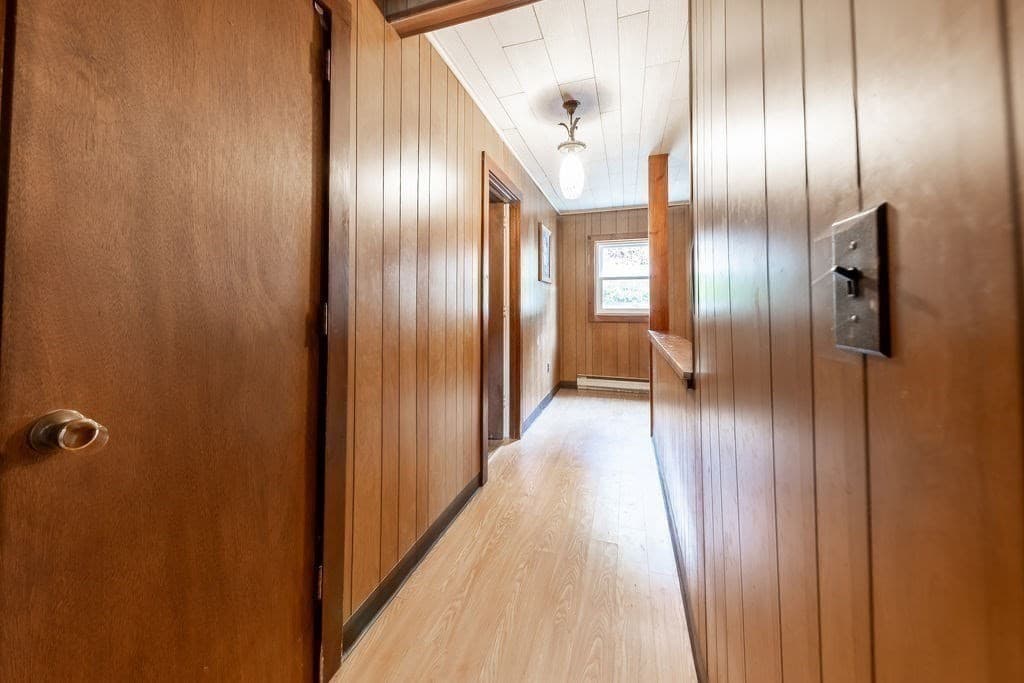 Single Family Residence at 80 Lakeview Rd, Shutesbury MA 01072, photo 9 of 34