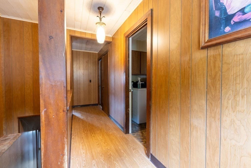 Single Family Residence at 80 Lakeview Rd, Shutesbury MA 01072, photo 14 of 34